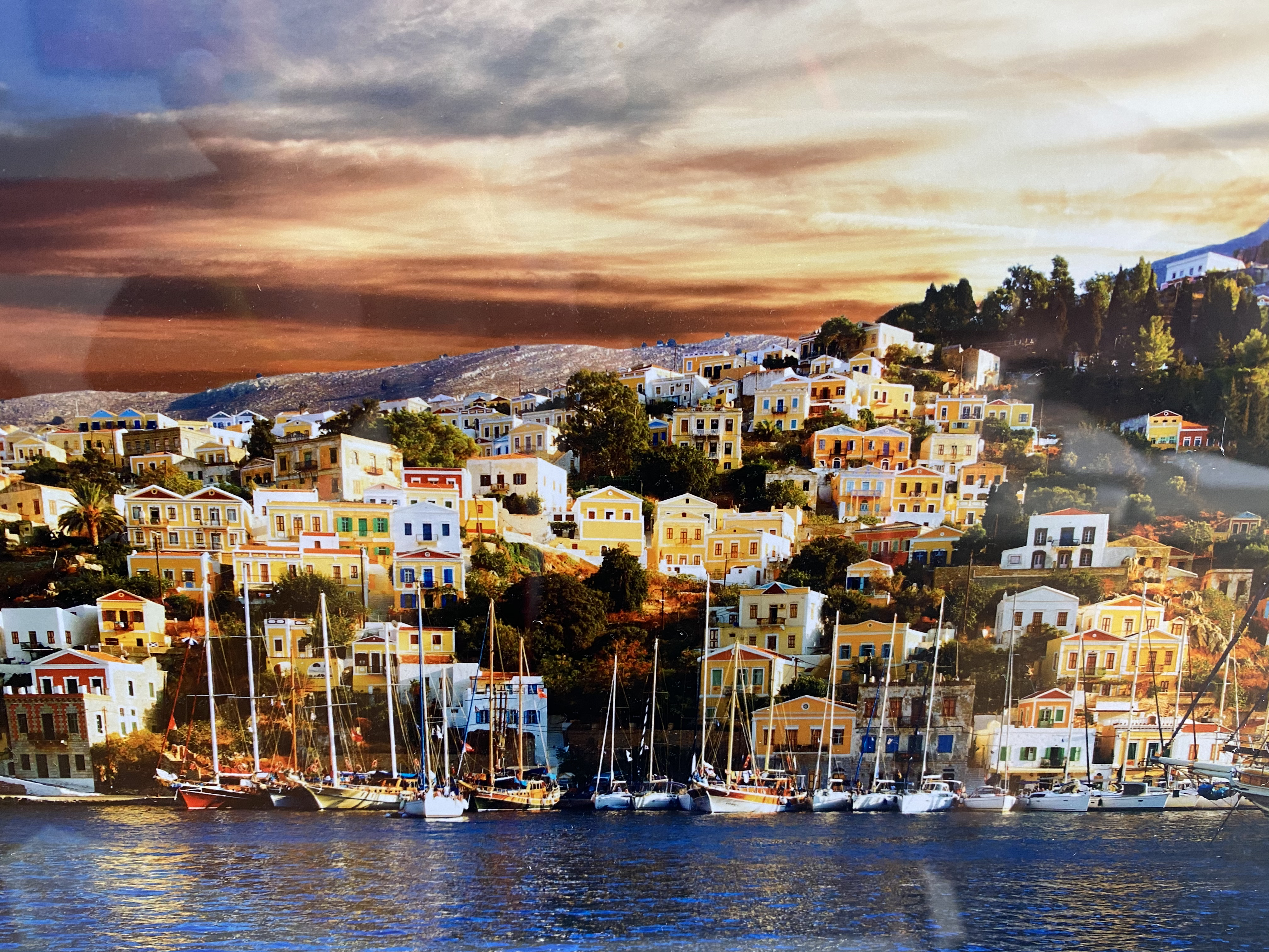 Porto di Symi al tramonto